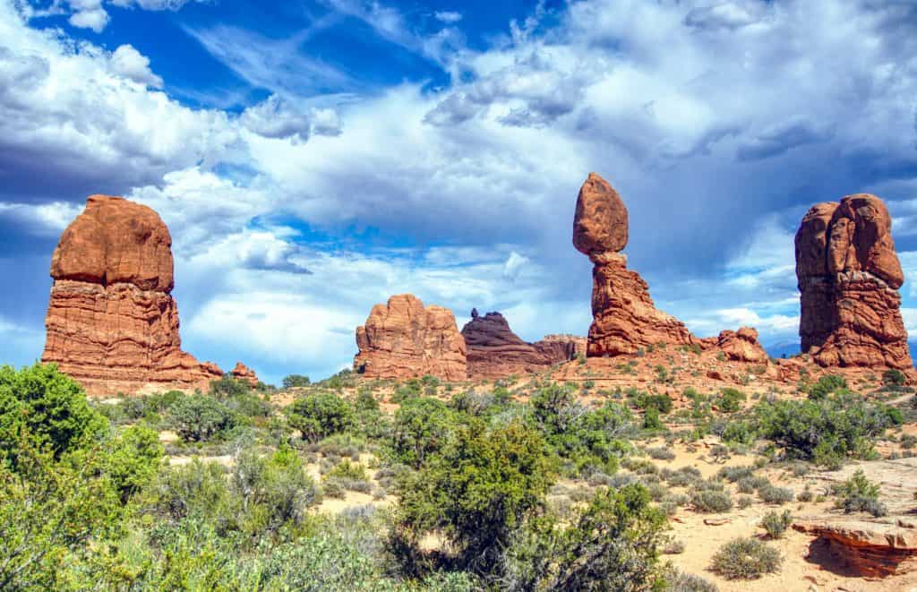 Balanced Rock Loop Trail in Arches National Park