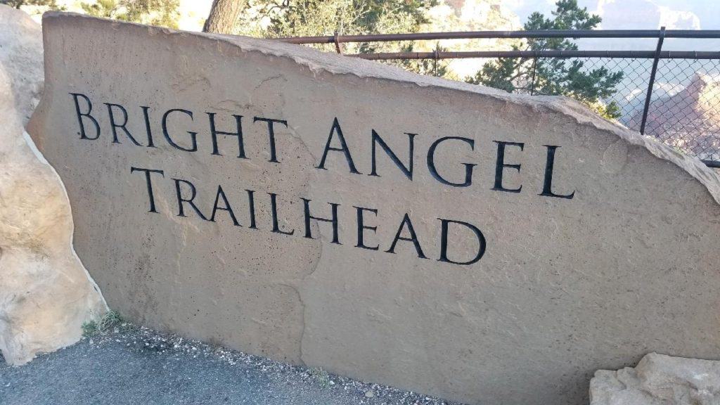 Bright Angel Trailhead on the Rim to Rim hike