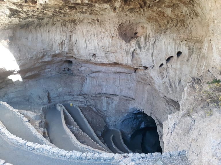 Guide to The Carlsbad Caverns Natural Entrance Trail