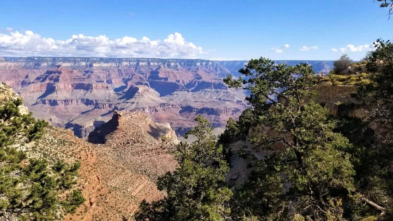 Hiking the Bright Angel Trail in Grand Canyon National Park